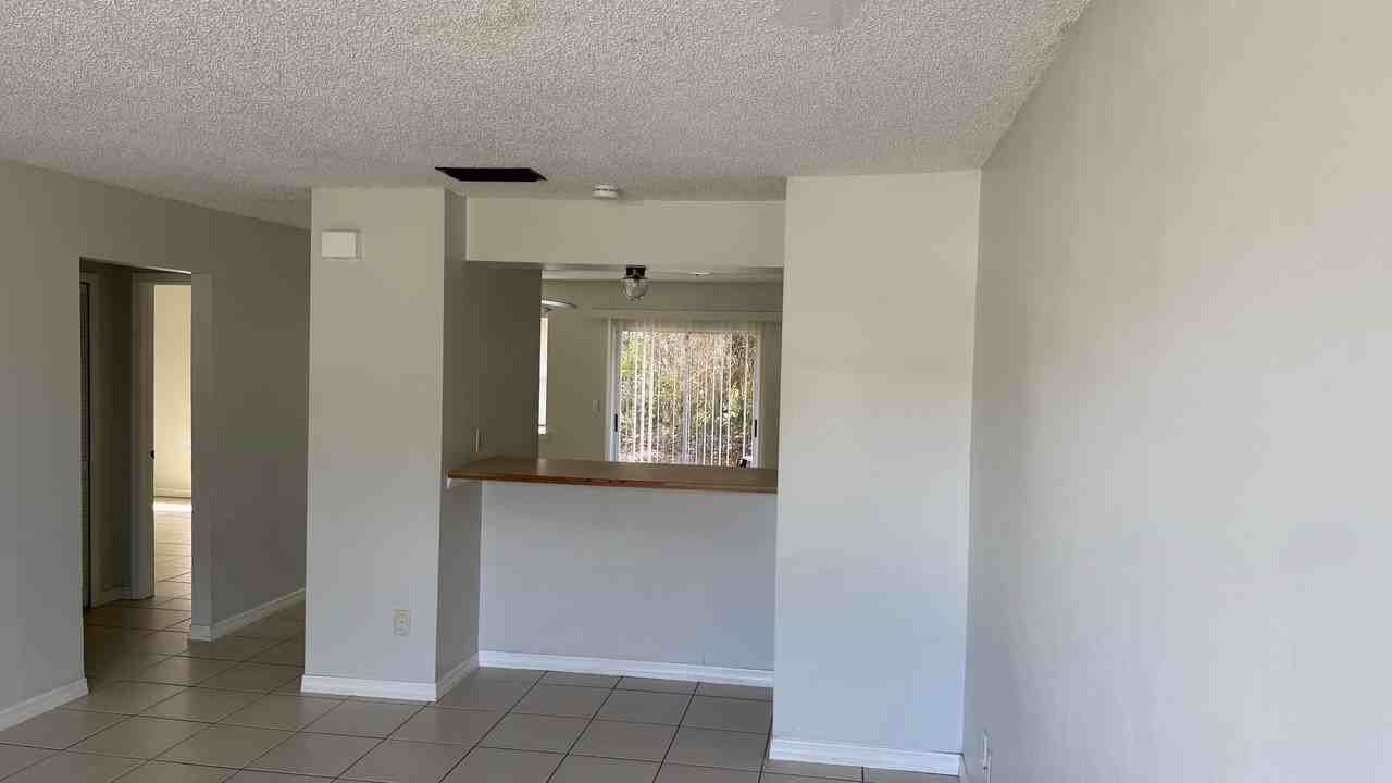 121 Cascade St #A - Photo 7 of 15