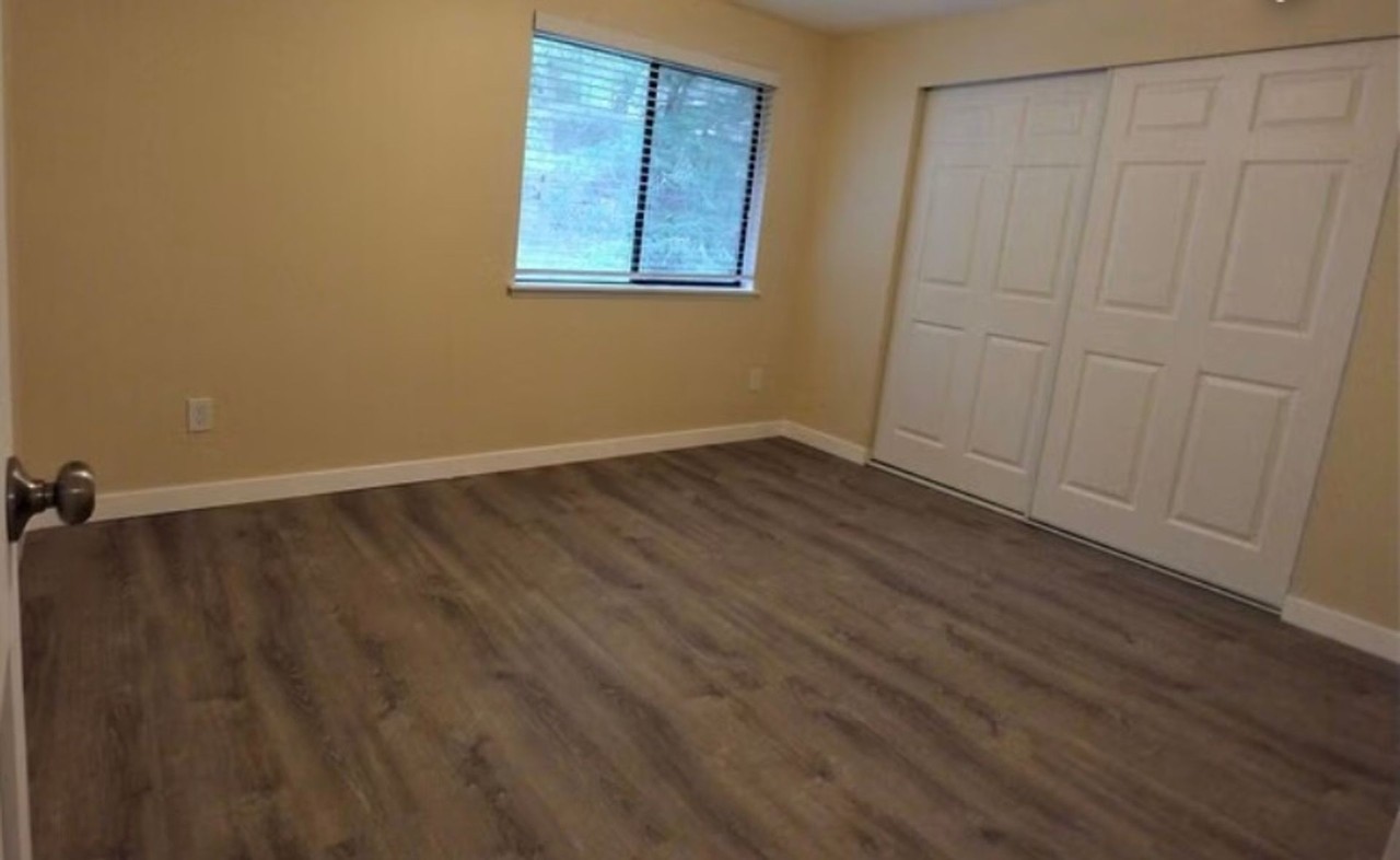 Royal View Apartments - Photo 5 of 16