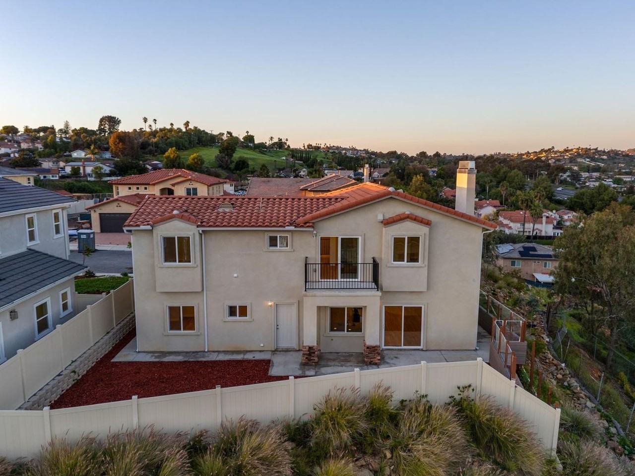 8561 Grove Hill Ct - Photo 3 of 49