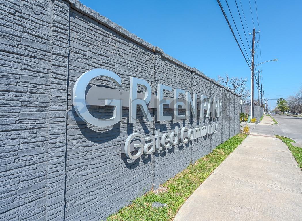 6706 Parker Grove Ln - Photo 4 of 34