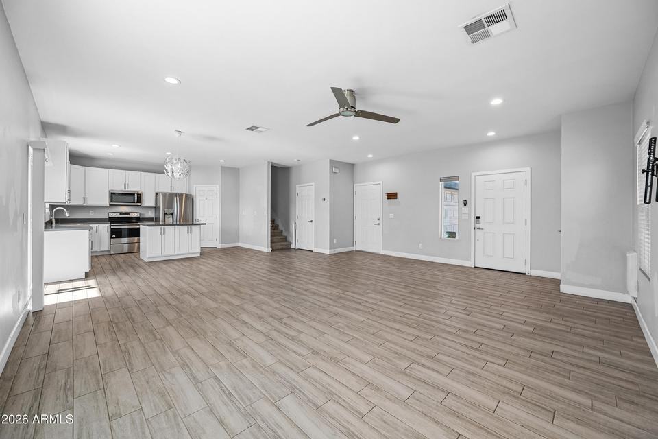 1013 East Odeum Lane - Photo 4 of 27