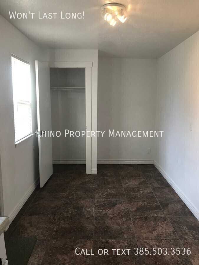 2885 Van Buren Ave #3 - Photo 3 of 9