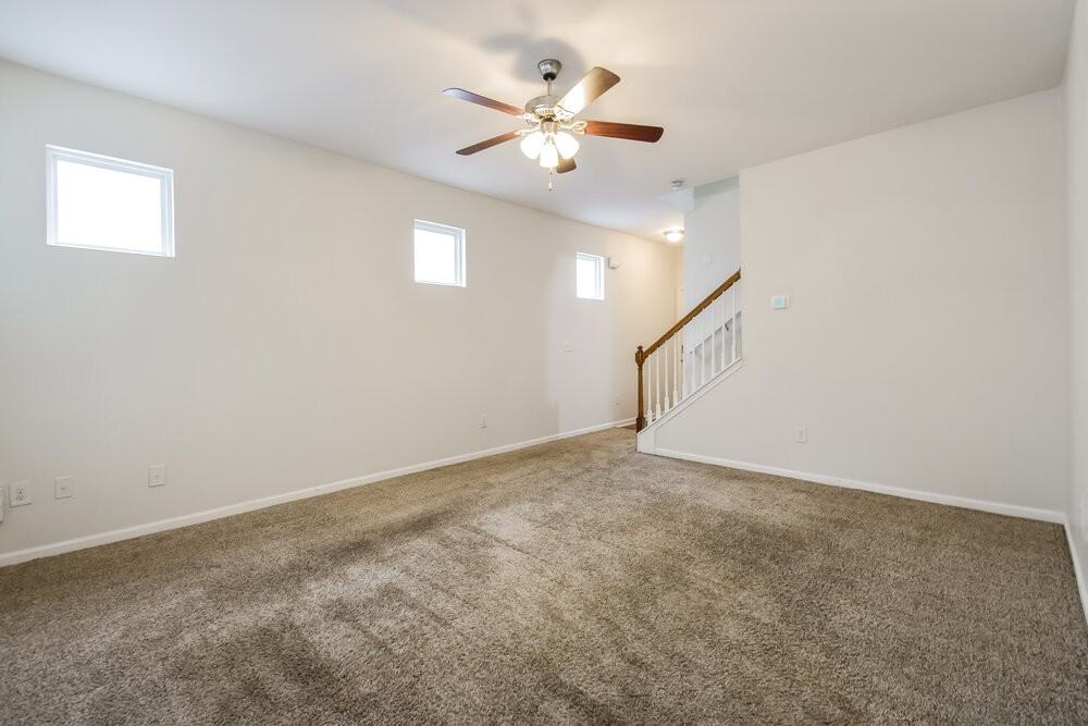 464 Lobdale Falls Dr - Photo 5 of 17