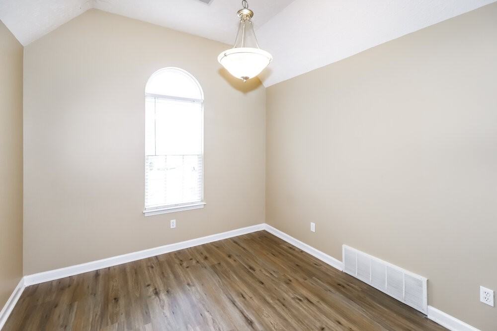 1402 Leery Cv - Photo 6 of 16