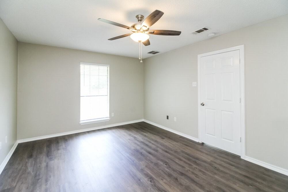 834 Green Pastures Dr - Photo 7 of 16