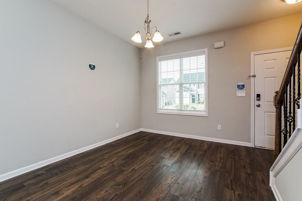 98 Pumpkin Hill Rdg - Photo 6 of 17