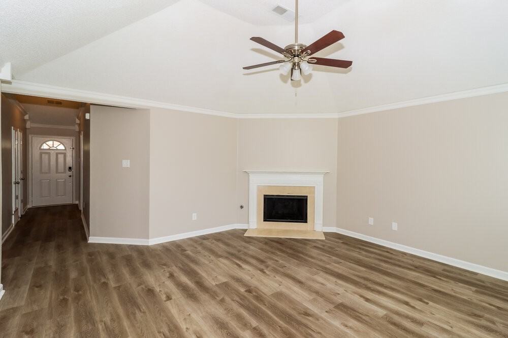 436 Bruins Trce - Photo 5 of 16