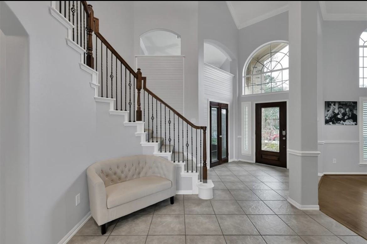 25023 Knob Pines Ct #25023 - Photo 3 of 17