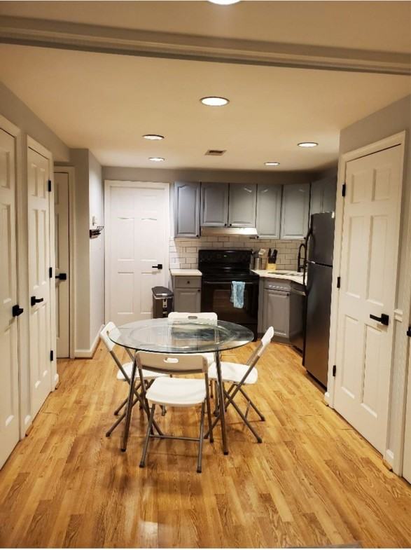 2919 N Capitol St Ne #2 - Photo 2 of 12