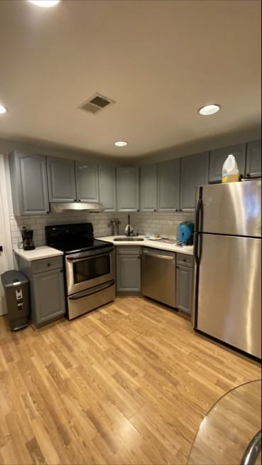 2919 N Capitol St Ne #2 - Photo 3 of 12