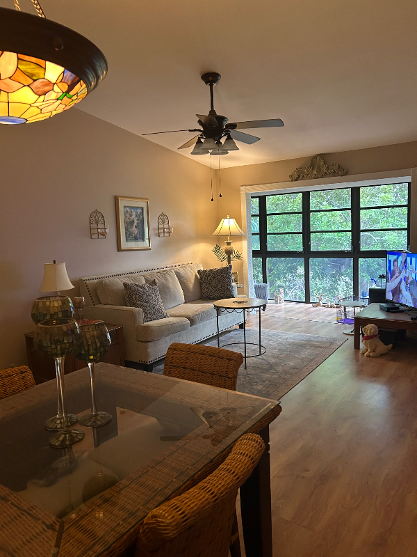 8121 S Woods Cir #14 - Photo 2 of 8