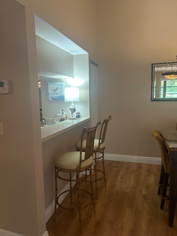 8121 S Woods Cir #14 - Photo 3 of 8