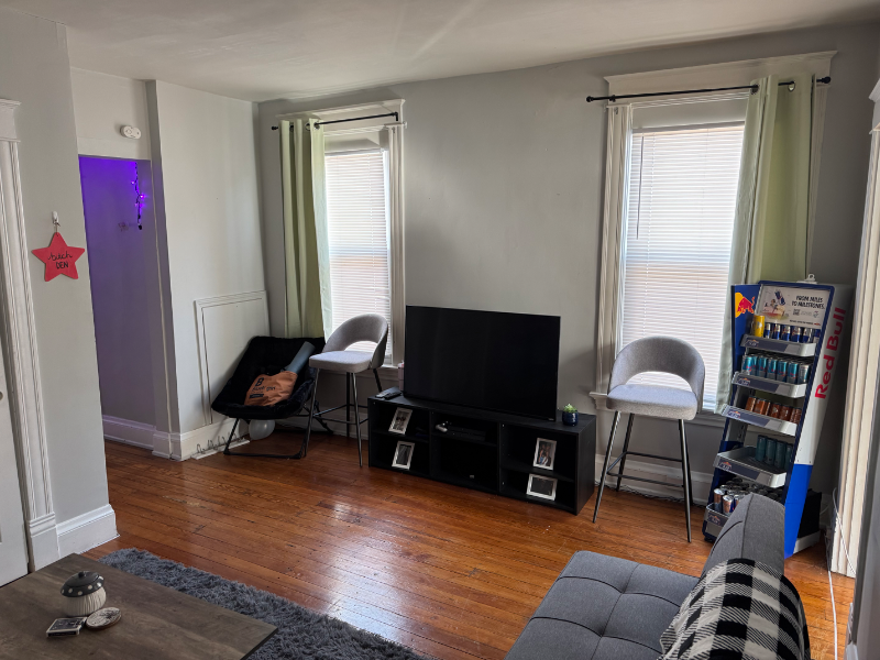 420 Ada St #2 - Photo 4 of 11