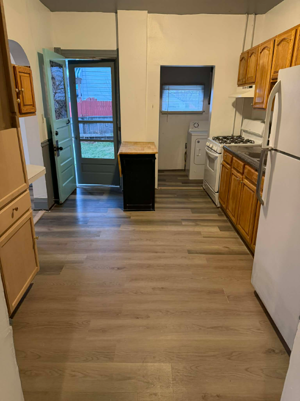 101 2nd Ave - Photo 4 of 12