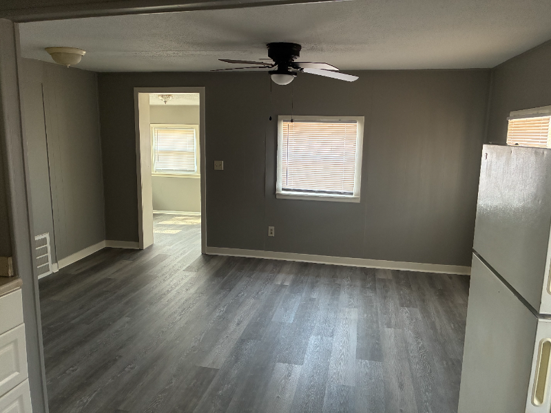 4441 Ne Winn Rd - Photo 5 of 10