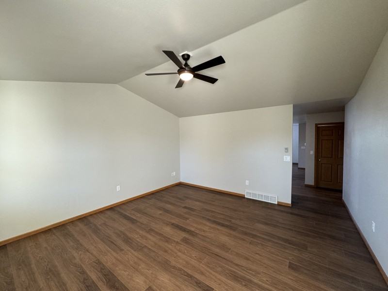 1221 Trailside Ter - Photo 2 of 13