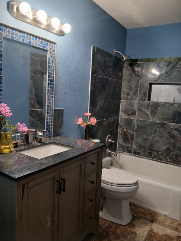 630 E 6th St - Photo 2 of 18