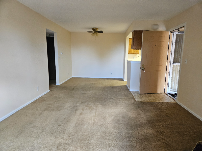 912 Tenderfoot Hill Rd #204 - Photo 3 of 16