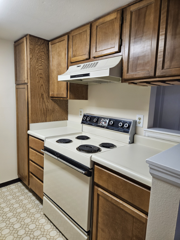 912 Tenderfoot Hill Rd #204 - Photo 7 of 16