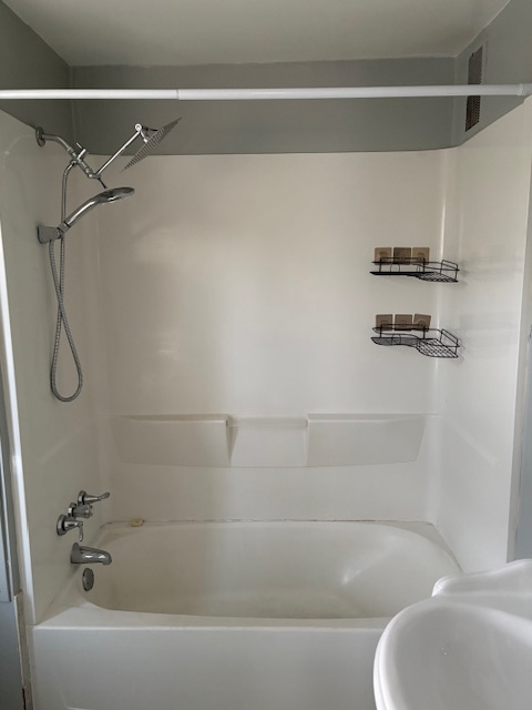 146 1st St - Photo 6 of 11