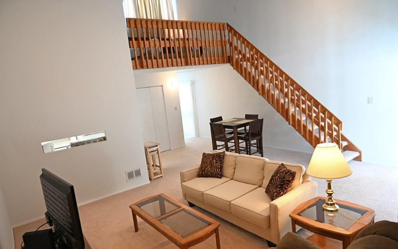 802 Stratford Dr #38 - Photo 4 of 20