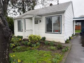 1432 Park Ave Ne - Photo 1 of 1