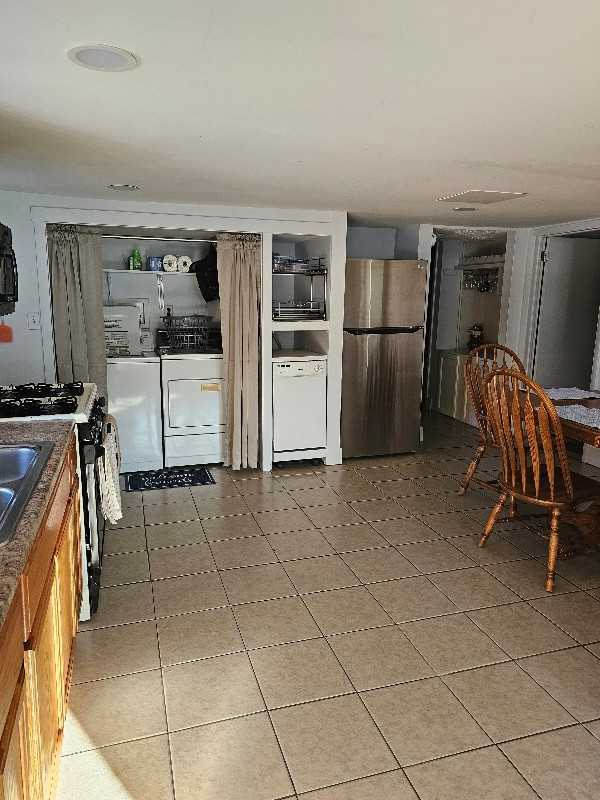 5607 W Circle Dr #3 - Photo 3 of 14