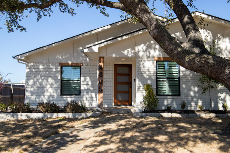 4805 Alta Oaks Ln - Photo 2 of 32