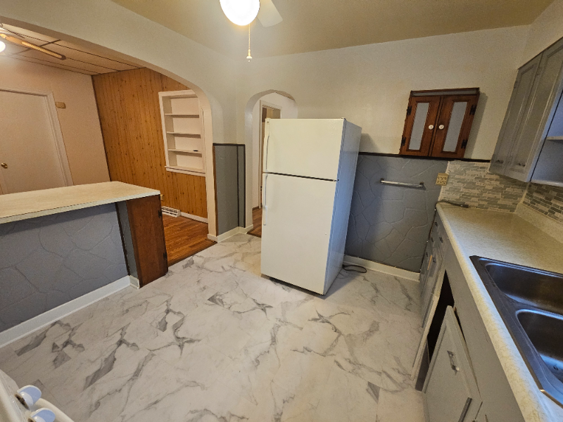 1046 W 1st St #FL1 - Photo 4 of 14