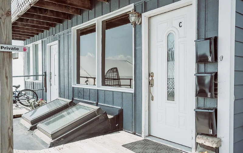 309 Saint John St #C - Photo 2 of 8