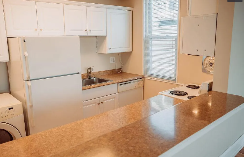 309 Saint John St #C - Photo 4 of 8