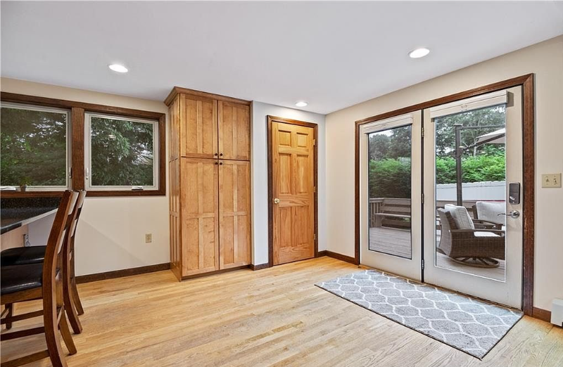 120 Stollman Rd - Photo 2 of 20