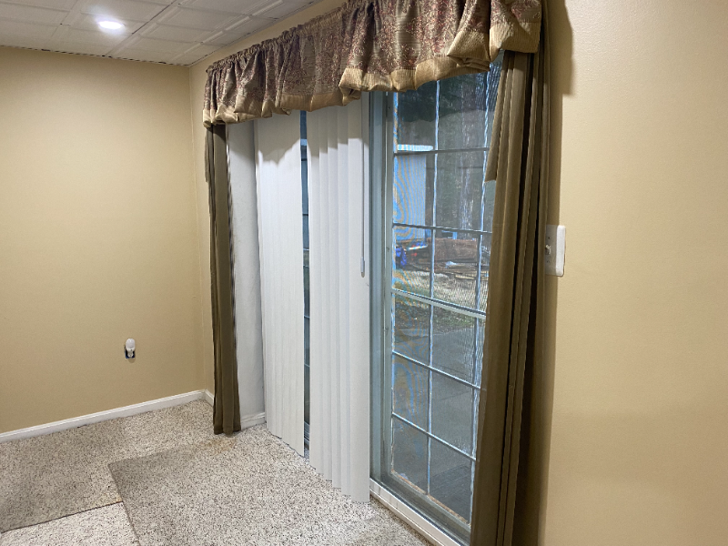 8809,Royal Crest Drive - Photo 2 of 11