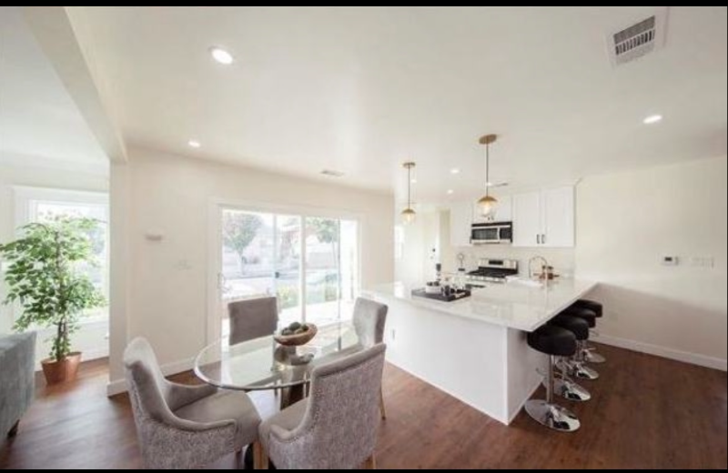 4279 Walton Ave - Photo 2 of 5