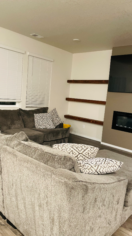 2303 30th Pl - Photo 2 of 16