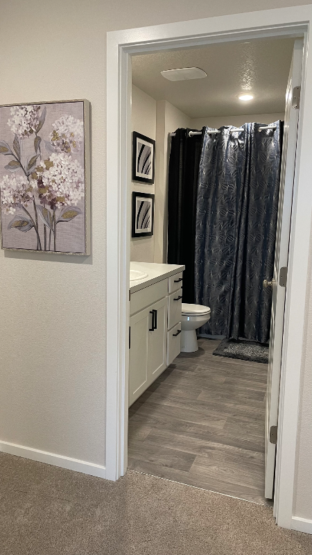 2303 30th Pl - Photo 5 of 16