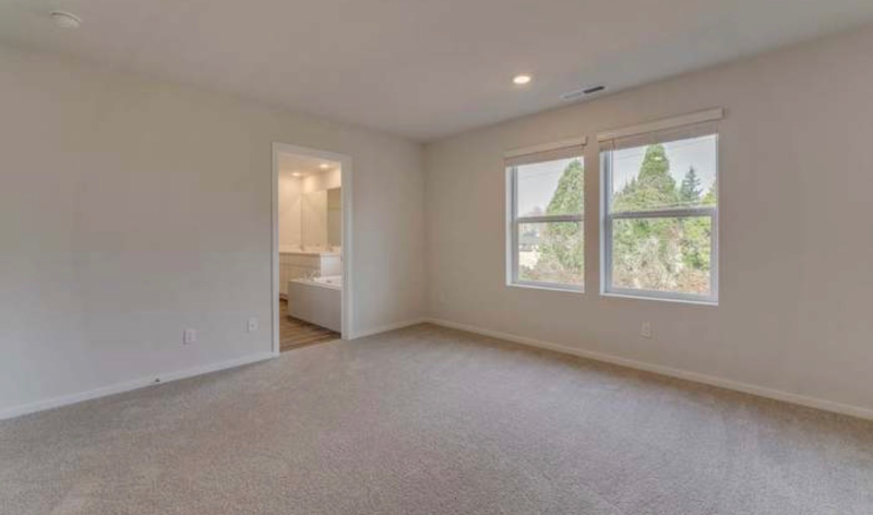 2303 30th Pl - Photo 7 of 16