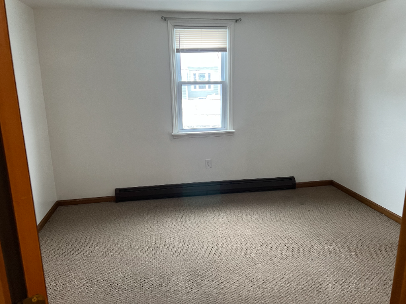 201 Union St - Photo 5 of 10