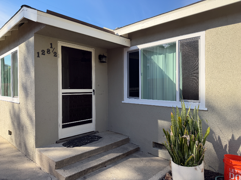 128 1/2 W Rosslynn Ave #128 - Photo 2 of 15