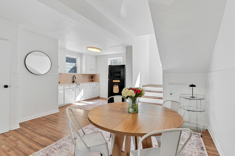 3120 Emerson St - Photo 5 of 18