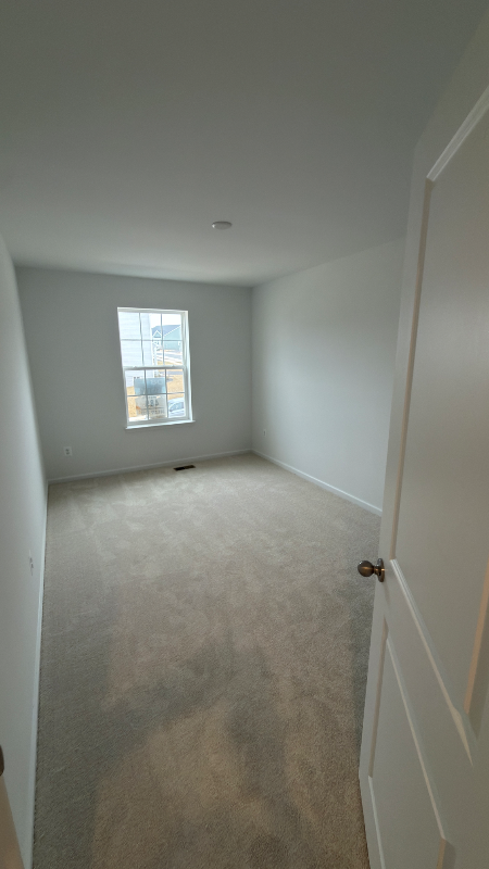 624 Tracy Way - Photo 3 of 19