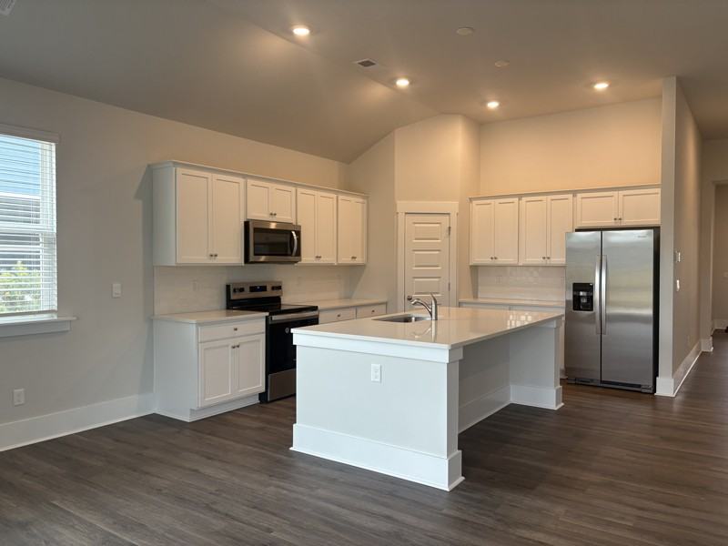 5093 Roundhead Dr - Photo 5 of 14