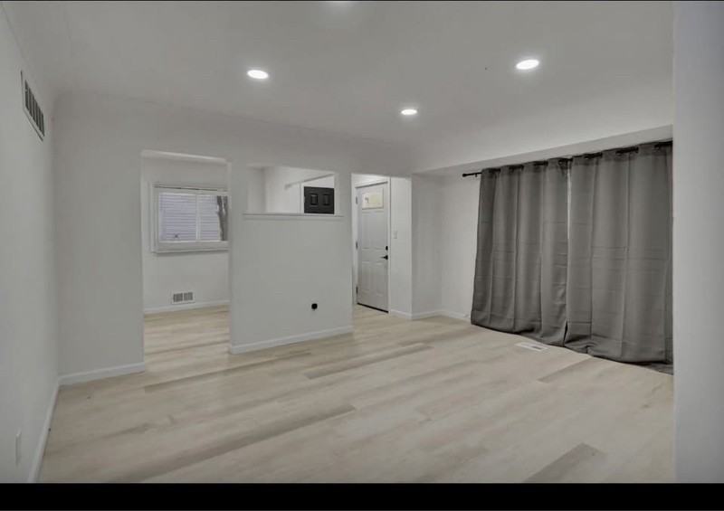 3608 Providence St - Photo 4 of 5