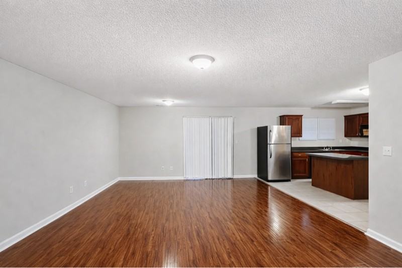 10007 Branley Oak Dr - Photo 4 of 9