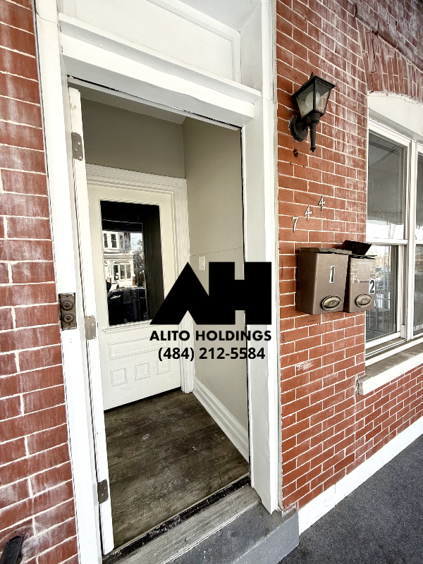 744 N 9th St #1 - Photo 2 of 16