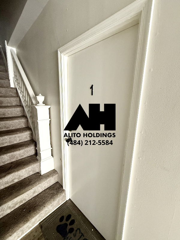 744 N 9th St #1 - Photo 3 of 16