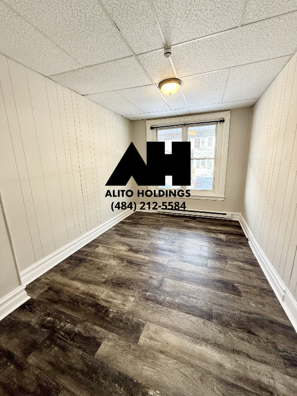 744 N 9th St #1 - Photo 4 of 16