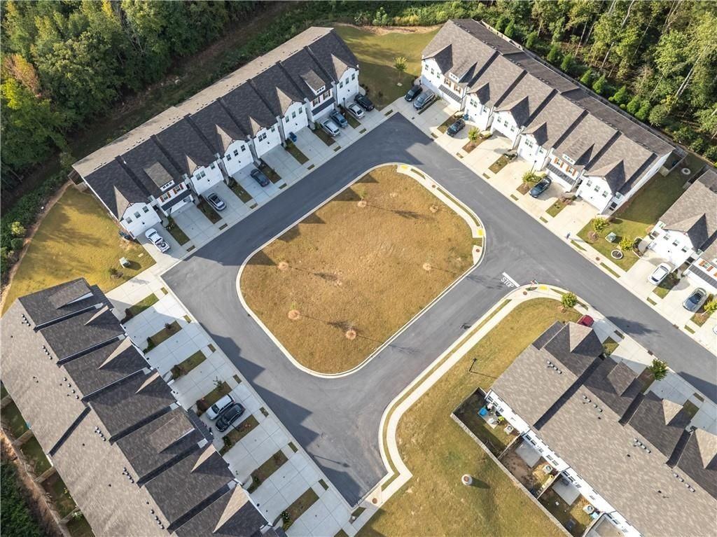 124 Auburn Woods Dr - Photo 5 of 34