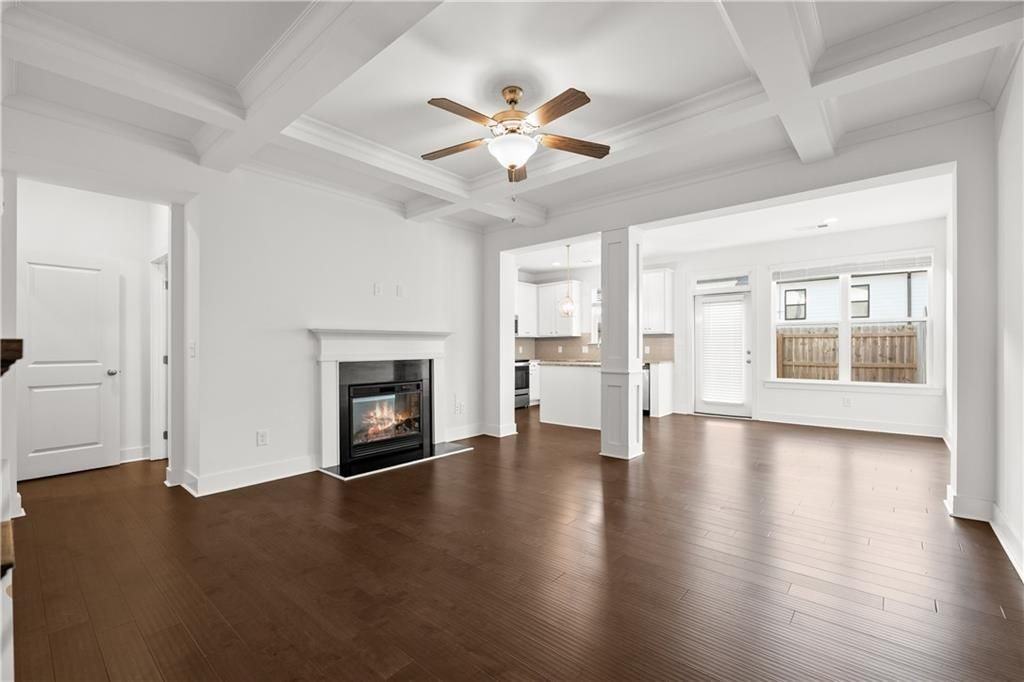 124 Auburn Woods Dr - Photo 7 of 34