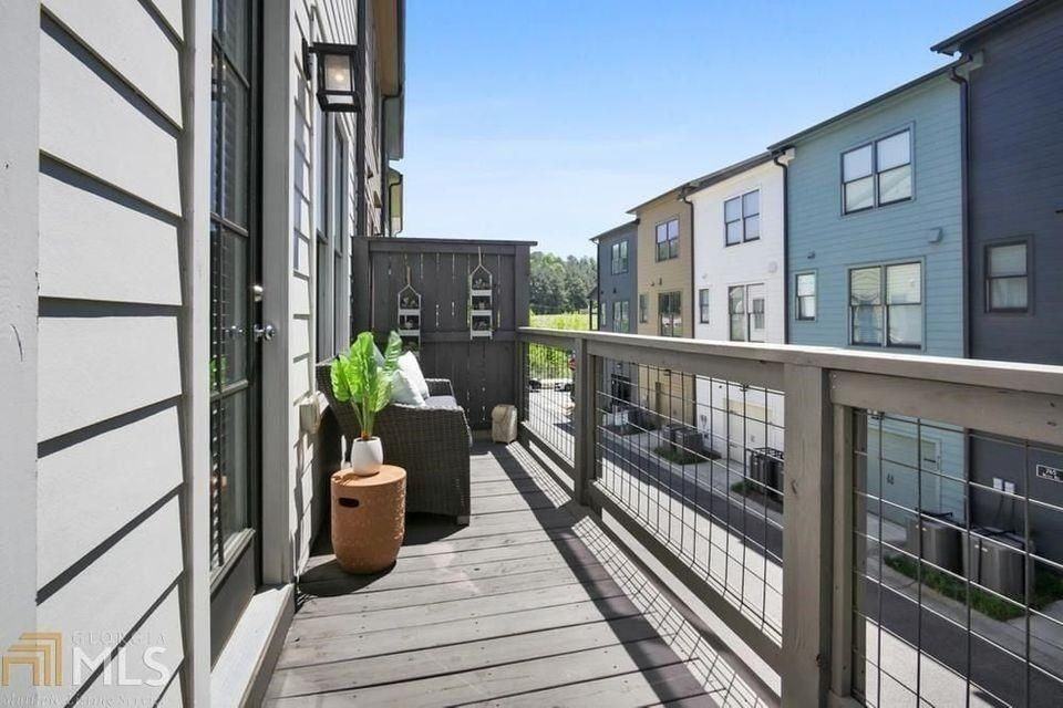 760 Winton Way - Photo 2 of 26